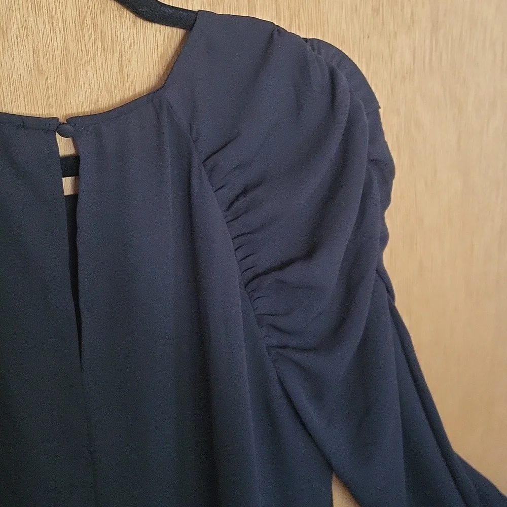 Who What Wear black chiffon style puff pleated long sleeve blouse. Med - Picture 7 of 14